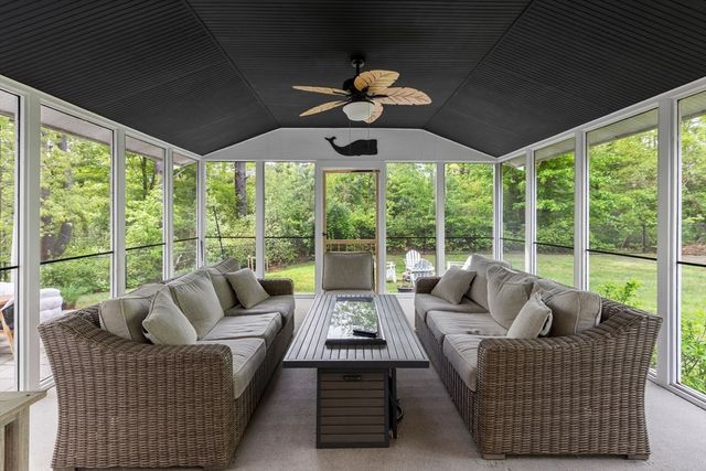86 Shallow Pond Lane, Plymouth, MA 02360