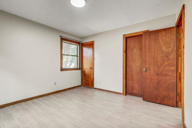 104 S Laurelwood DR B, Austin, TX 78733