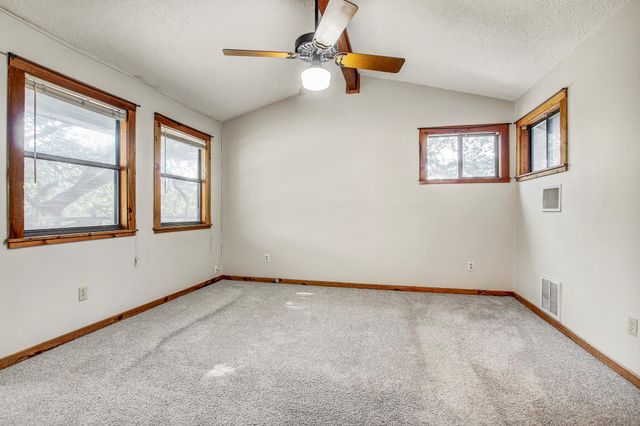 104 S Laurelwood DR B, Austin, TX 78733