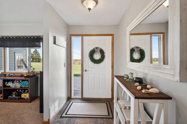 9546 E 280th Street, Webster, MN 55088