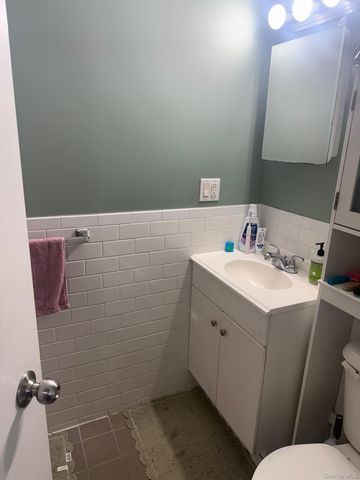 1217 Jericho Turnpike, New Hyde Park, NY 11040