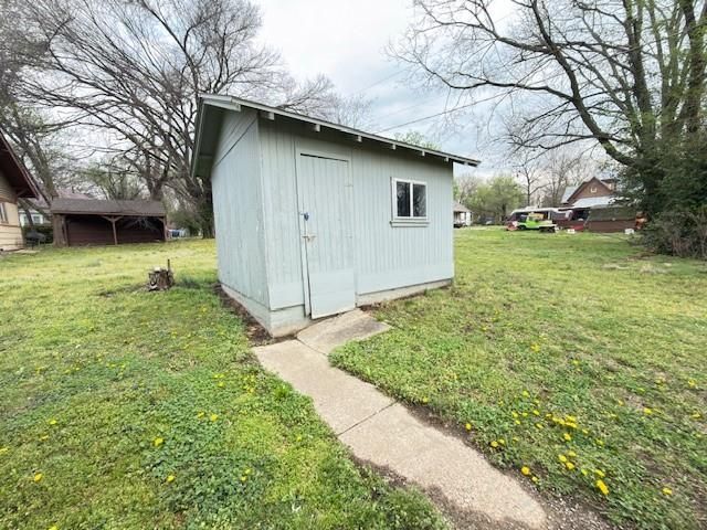 718 N Main Street, Nevada, MO 64772