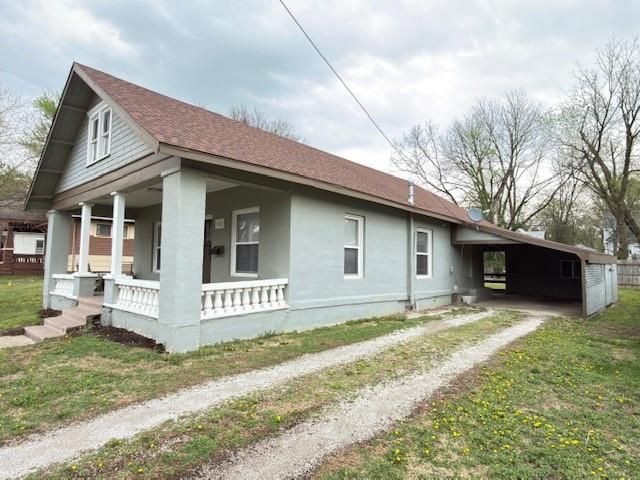 718 N Main Street, Nevada, MO 64772