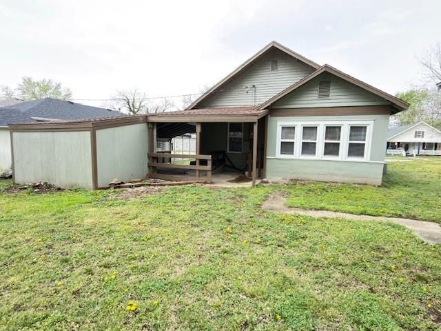 718 N Main Street, Nevada, MO 64772