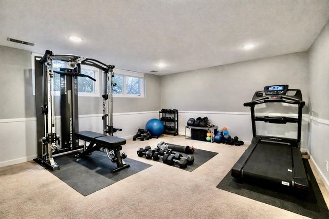 9130 Flyway Circle, Eden Prairie, MN 55347