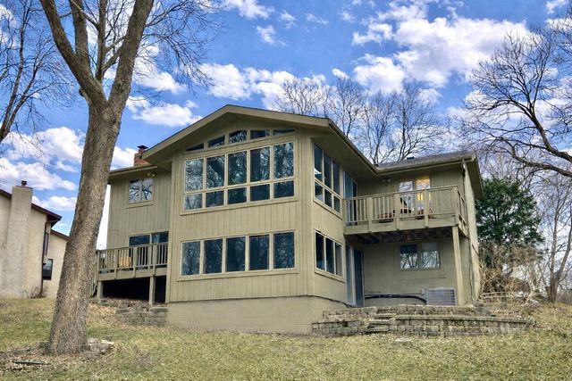 9130 Flyway Circle, Eden Prairie, MN 55347