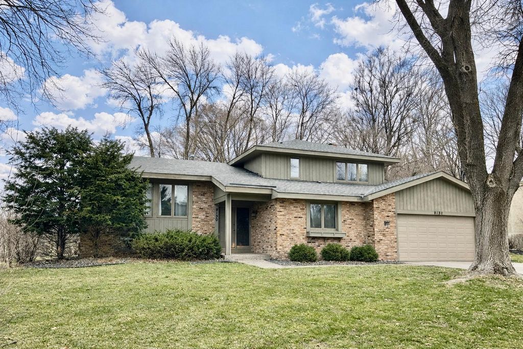 9130 Flyway Circle, Eden Prairie, MN 55347