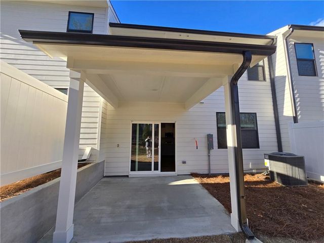 7345 Mullberry Trace Lane, Flowery Branch, GA 30542