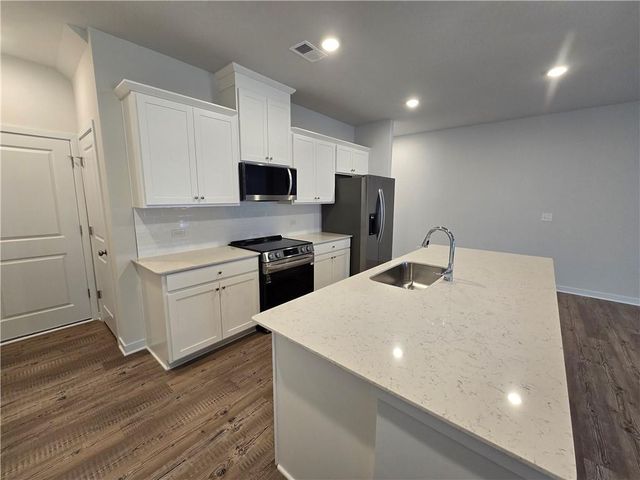 7345 Mullberry Trace Lane, Flowery Branch, GA 30542