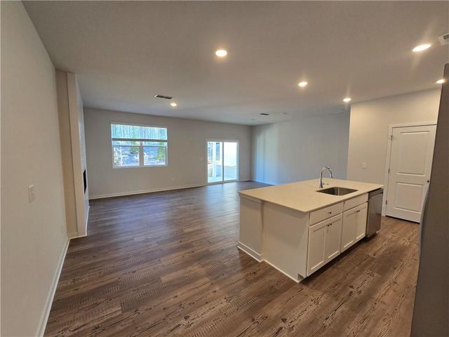 7345 Mullberry Trace Lane, Flowery Branch, GA 30542