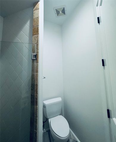 17009 San Luis Pass Road, Galveston, TX 77554