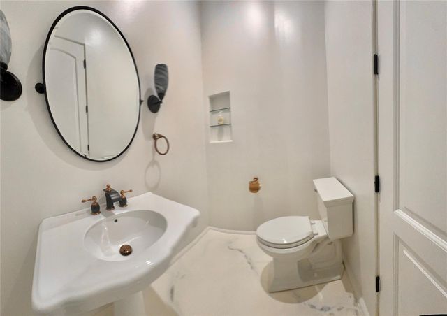 17009 San Luis Pass Road, Galveston, TX 77554