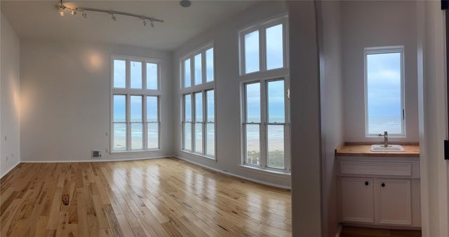 17009 San Luis Pass Road, Galveston, TX 77554