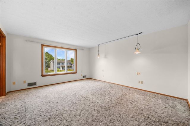 12 Forest Meadow Trail, Ogden, NY 14624