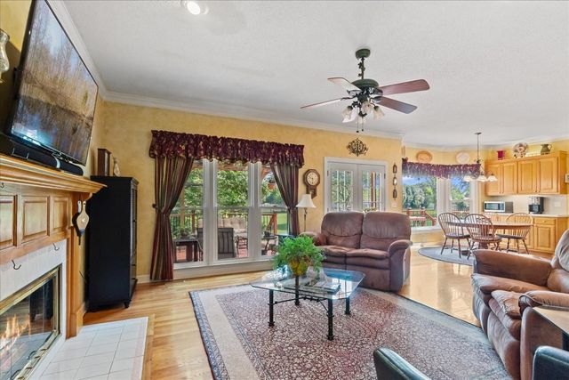 804 Twelve Oaks Rd, Tullahoma, TN 37388