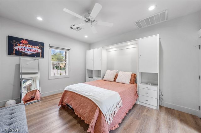 11846 WATERFORD CASTLE Court, Las Vegas, NV 89141