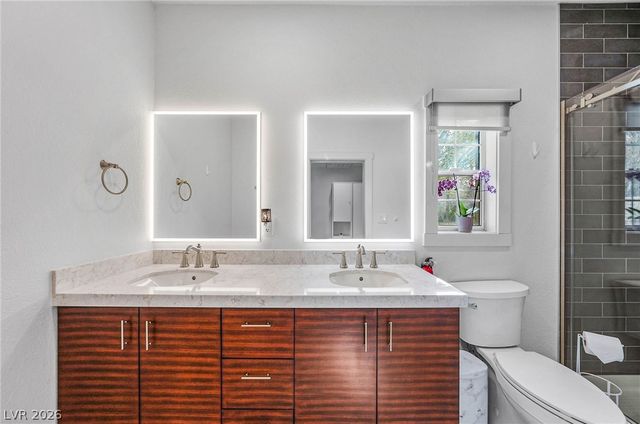 11846 WATERFORD CASTLE Court, Las Vegas, NV 89141