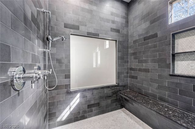 11846 WATERFORD CASTLE Court, Las Vegas, NV 89141