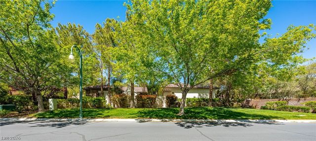 11846 WATERFORD CASTLE Court, Las Vegas, NV 89141