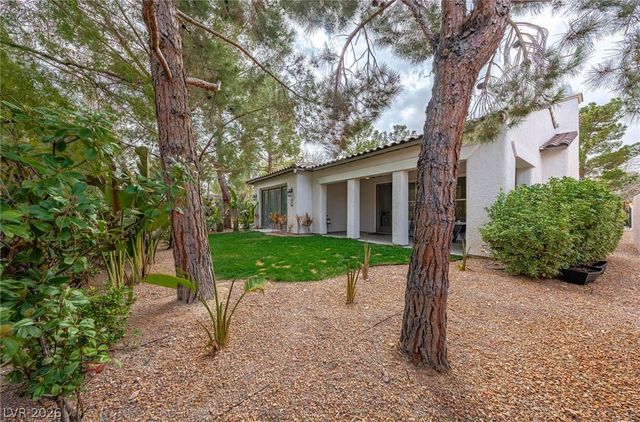 11846 WATERFORD CASTLE Court, Las Vegas, NV 89141