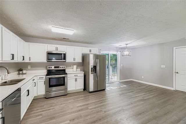4229 Clearview Drive, Douglasville, GA 30134