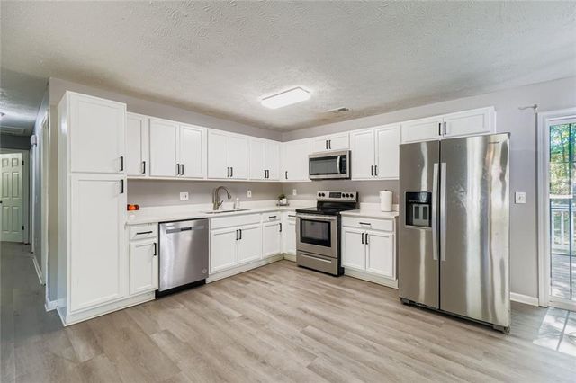 4229 Clearview Drive, Douglasville, GA 30134