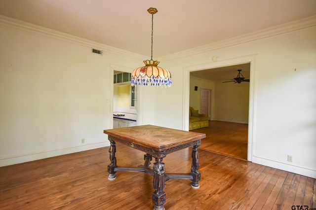 510 E Longview St, Arp, TX 75750