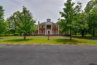 510 E Longview St, Arp, TX 75750