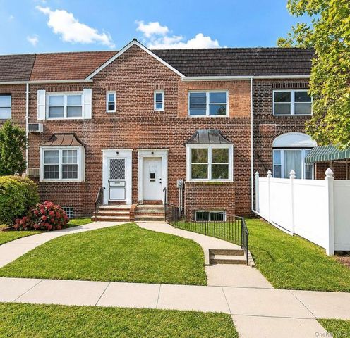 14448 Jewel Avenue, Flushing, NY 11367
