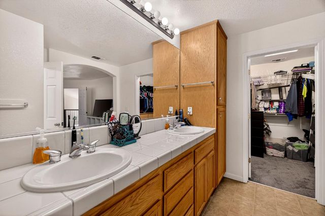 2066 Singhs Way, Yuba City, CA 95991