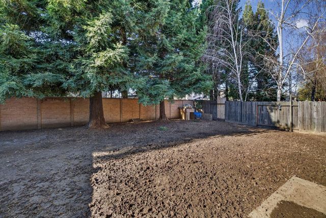 2066 Singhs Way, Yuba City, CA 95991