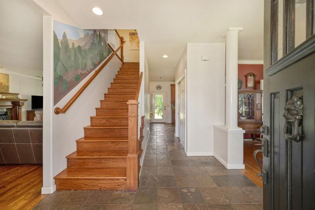 2255 Ironwood Ln, Lincoln, CA 95648