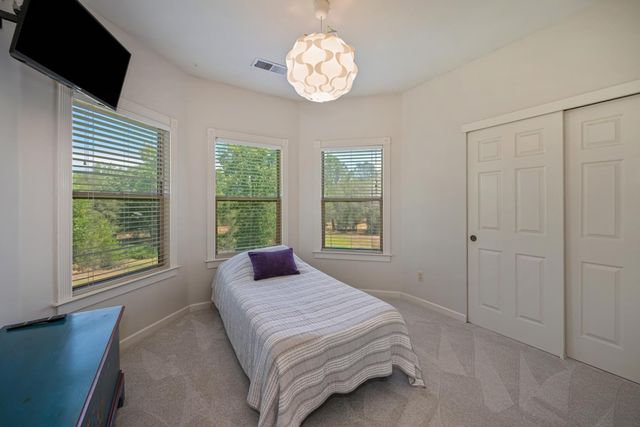 2255 Ironwood Ln, Lincoln, CA 95648