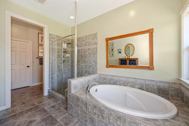 2255 Ironwood Ln, Lincoln, CA 95648