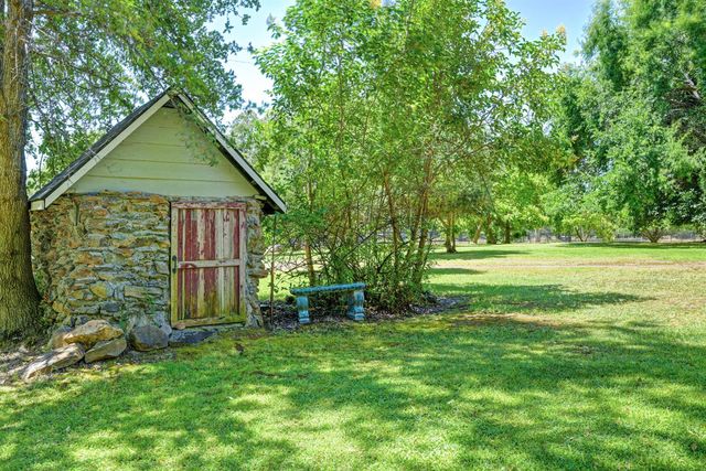 2255 Ironwood Ln, Lincoln, CA 95648