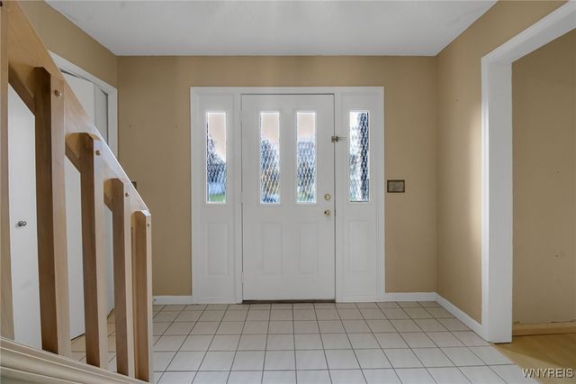 153 Mill Valley Ct, Amherst, NY 14051