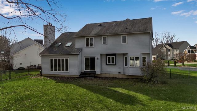 153 Mill Valley Ct, Amherst, NY 14051