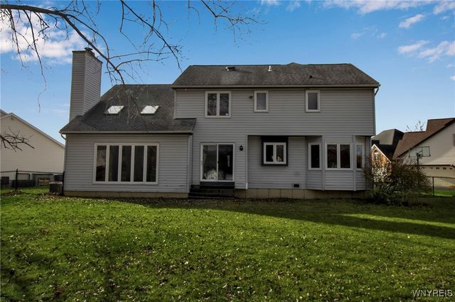 153 Mill Valley Ct, Amherst, NY 14051