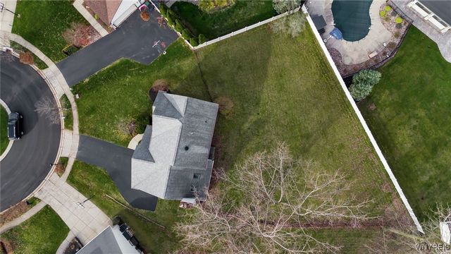 153 Mill Valley Ct, Amherst, NY 14051