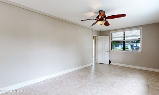 5110 JANICE Circle E, Jacksonville, FL 32210