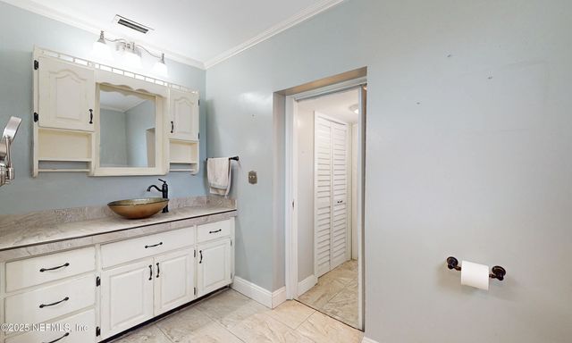 5110 JANICE Circle E, Jacksonville, FL 32210