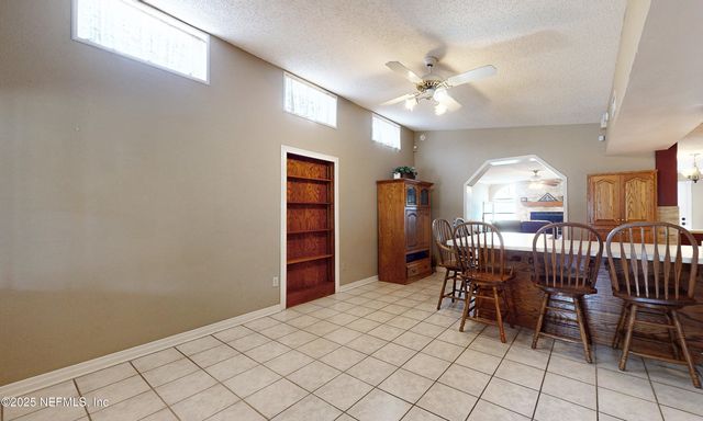 5110 JANICE Circle E, Jacksonville, FL 32210
