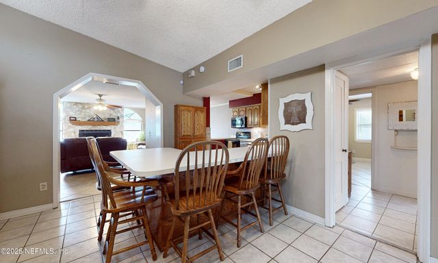5110 JANICE Circle E, Jacksonville, FL 32210