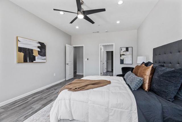 232 E Roseburg Ave, Modesto, CA 95350