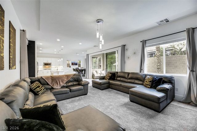 8117 Aster Meadow Way, Las Vegas, NV 89113