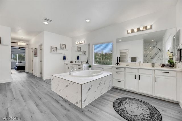 8117 Aster Meadow Way, Las Vegas, NV 89113