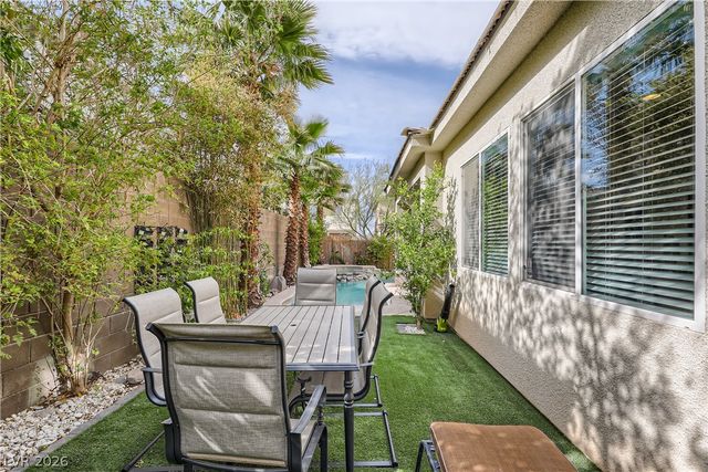 8117 Aster Meadow Way, Las Vegas, NV 89113