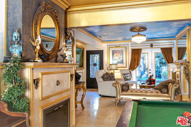 17419 Cohasset Street, Van Nuys, CA 91406