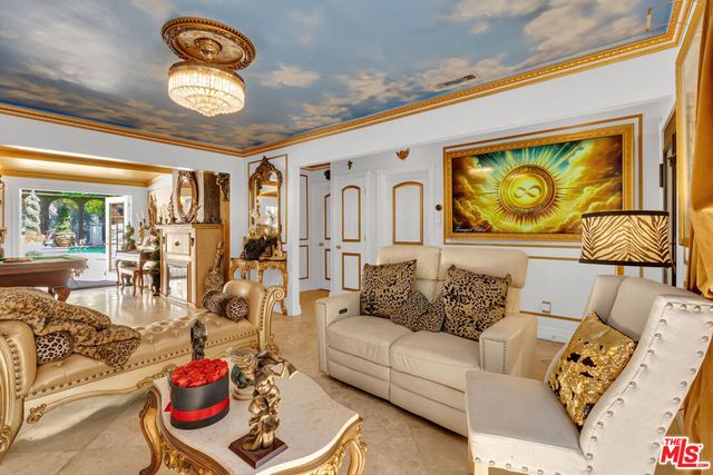 17419 Cohasset Street, Van Nuys, CA 91406