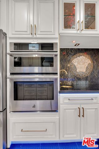 17419 Cohasset Street, Van Nuys, CA 91406